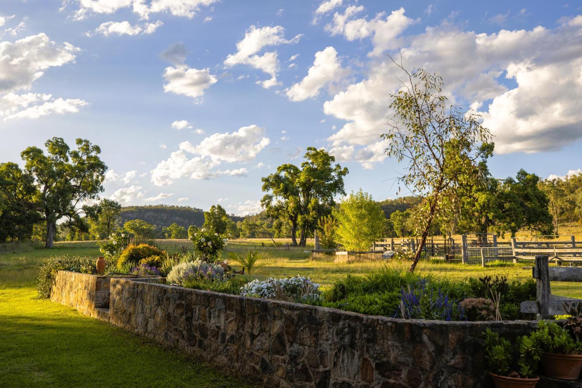 Pilliga Pottery Creative Farmstay Coonabarabran Exterior foto